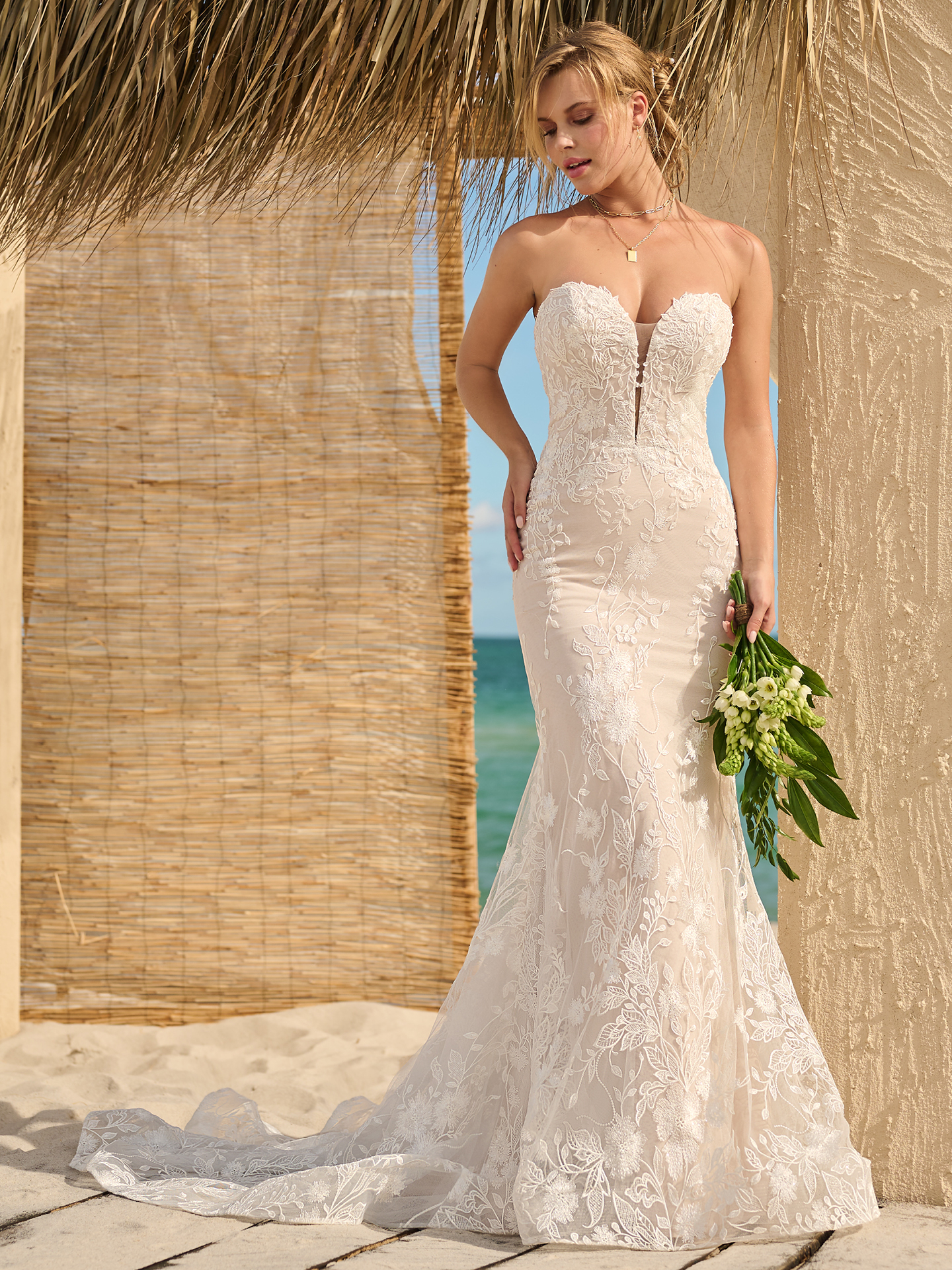 Nelly mermaid shop lace gown